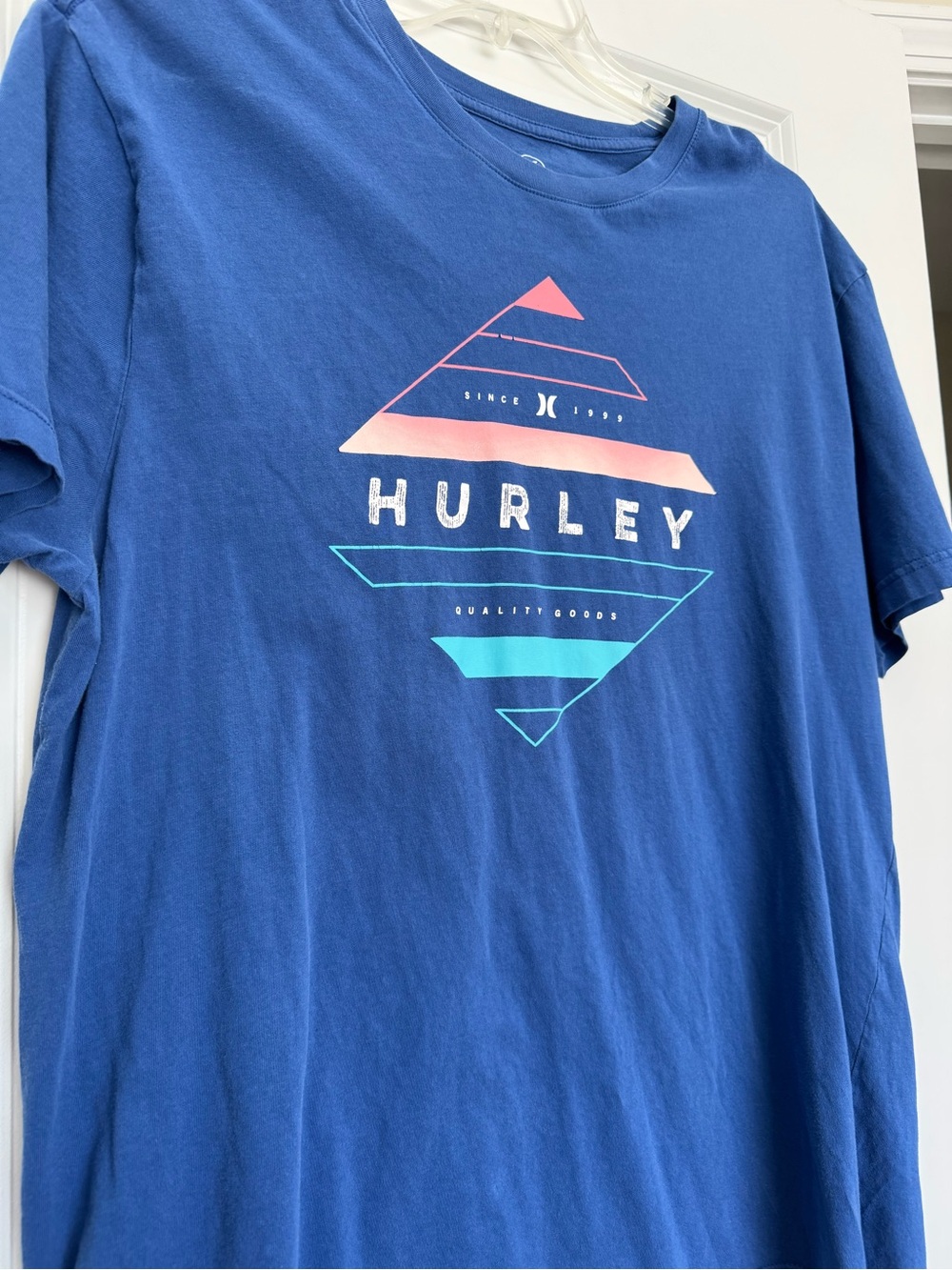Hurley Blue Short-Sleeve Graphic Tee with Pink and Teal Accents